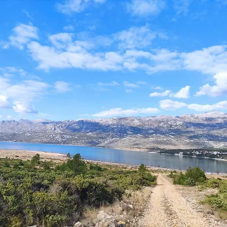 ゲストハウス Restoran Bartol 4*