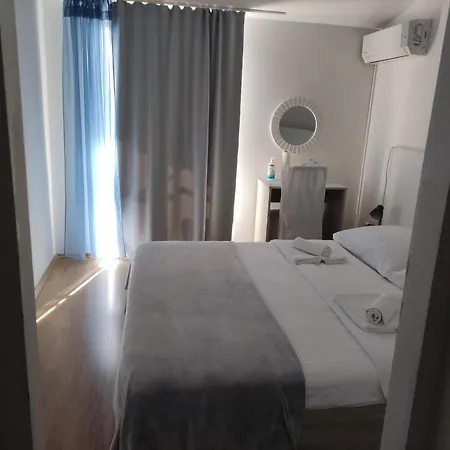 ゲストハウス Restoran Bartol 4*