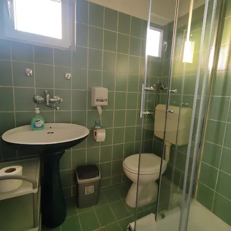 Restoran Bartol ロバニスカ