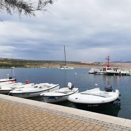 Casa de hóspedes Restoran Bartol 4*