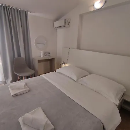 Restoran Bartol Casa de hóspedes